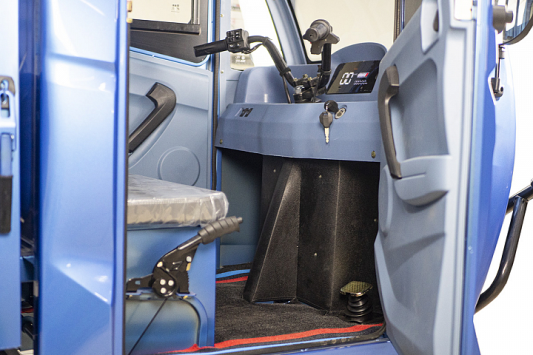 Грузовой электротрицикл Rutrike КАРГО Кабина 1500 60V1000W